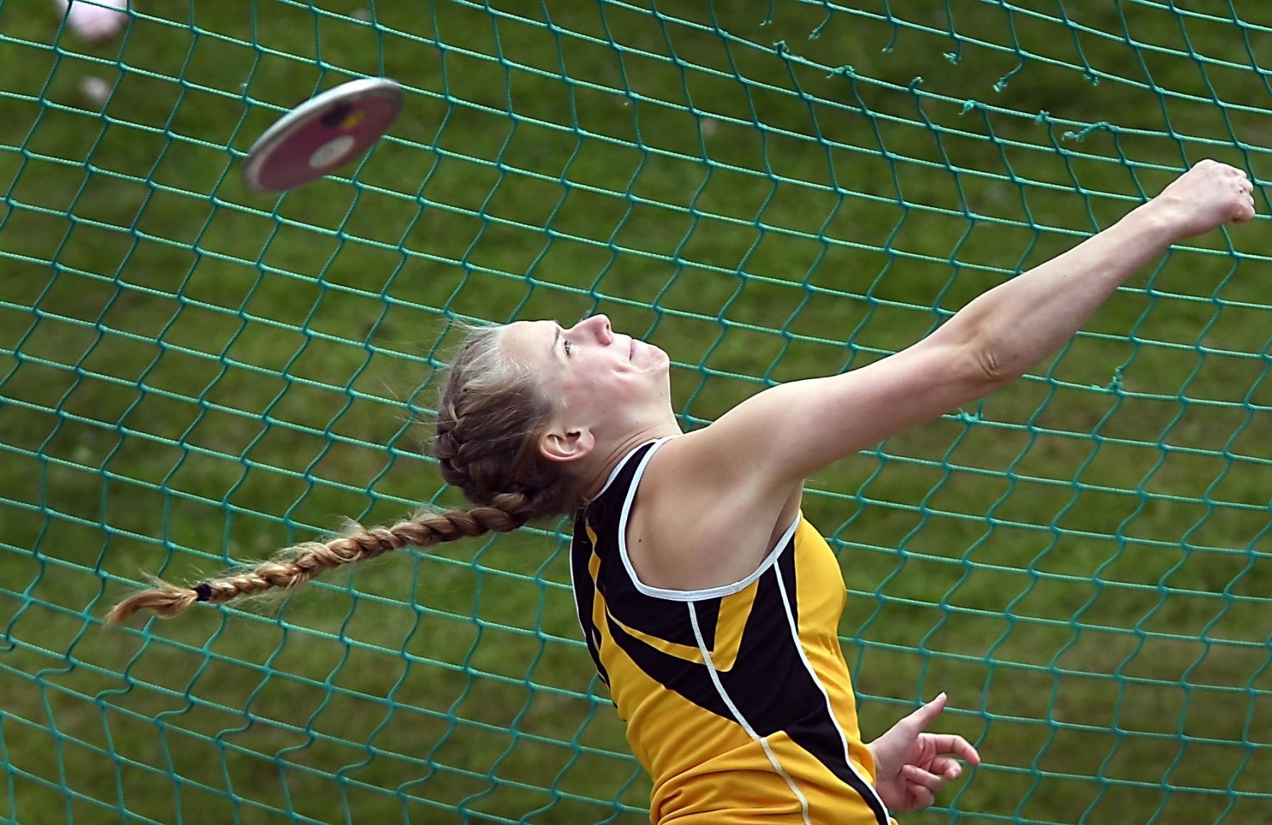 Big 9 track discus